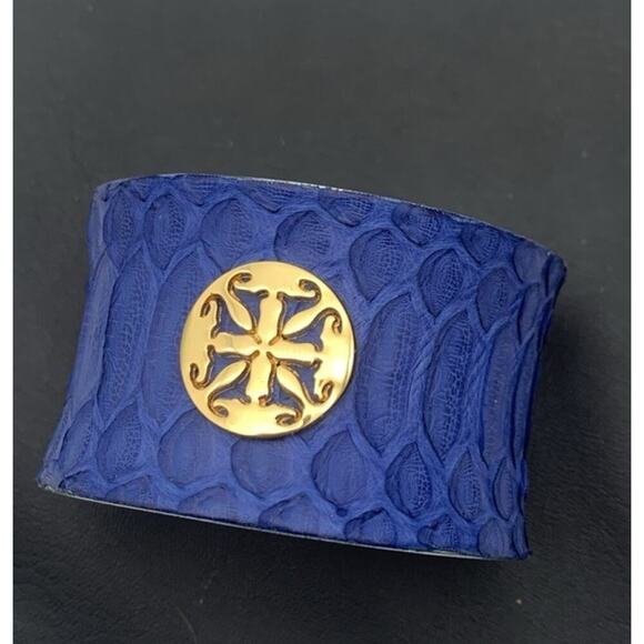 Rustic Cuff Cobalt Blue Textured Logo Metal Cuff Bracelet Signed - Picture 6 of 6